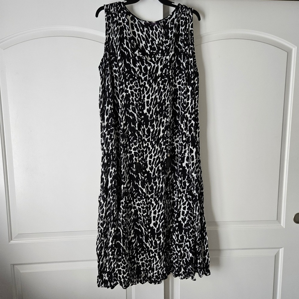 ROAMANS Maxi Dress Womens 3X Black White Leopard Print Flowy Resortwear Summer‎